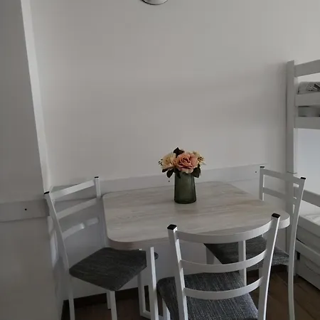 Cobanica Borovi Apartman Divcibare