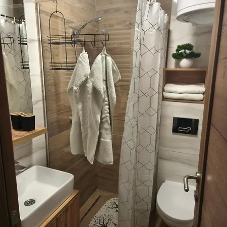 Cobanica Borovi Апартаменты